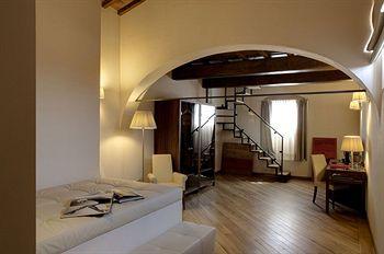 Hotel 500 Firenze Campi Bisenzio Via Tomerello, 1