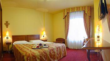 Monte Meraviglia Hotel Cascia Via Roma 15