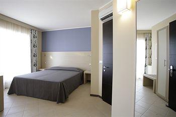 Janus Hotel Castelsardo Via Roma 85