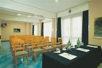 BEST WESTERN Hotel Mediterraneo Via Dottor Consoli 27