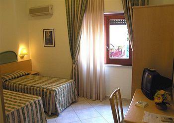 Villa Belvedere Hotel Cefalu Via Dei Mulini 43