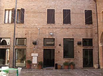 Ripagrande Hotel Ferrara Via Ripagrande 21