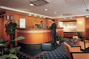 Mach 2 Hotel Rome Airport Fiumicino Via Portuense, 2465