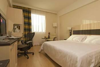 Hilton Garden Inn Rome Airport Fiumicino Via Vittorio Bragadin 2