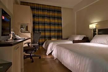 Hilton Garden Inn Rome Airport Fiumicino Via Vittorio Bragadin 2