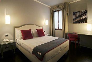 Hotel Rosso 23 Florence Piazza Santa Maria Novella 23