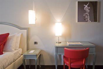 Hotel Rosso 23 Florence Piazza Santa Maria Novella 23