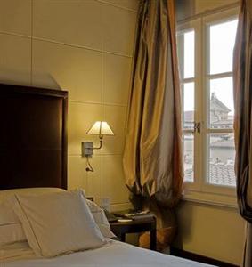 Hotel L'Orologio Florence Piazza Santa Maria Novella 24