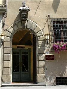 Palazzo Dal Borgo Hotel Aprile Florence Via della Scala 6