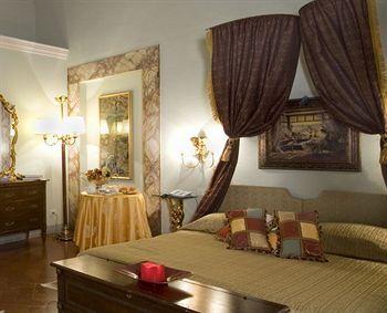 Palazzo Magnani Feroni Hotel Florence Borgo San Frediano 5