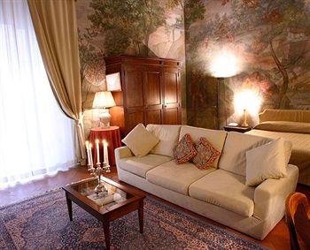 Palazzo Magnani Feroni Hotel Florence Borgo San Frediano 5