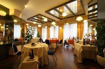 Golden Tulip Mirage Hotel Florence Via Francesco Baracca, 231 Interno 18