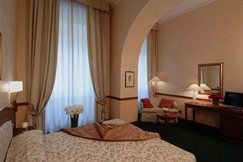 Hotel degli Orafi Florence Lungarno Archibusieri 4