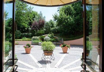 Hotel Villa Vecchia Monte Porzio Catone Via Frascati 49