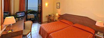 Atahotel Naxos Beach Resort Giardini Naxos Via Recanati 26