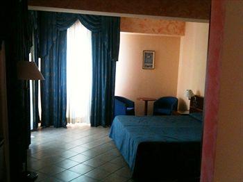 Assinos Palace Hotel Giardini Naxos Via Consolare Valeria 33