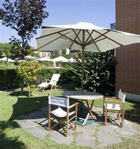 Le Ville Del Lido Suite Residence Venice Via Marcantonio Bragadin, 38