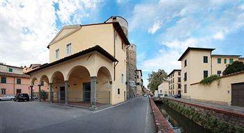 Hotel Ilaria And Residenza Dell Alba Lucca Via del Fosso 26