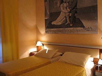 Hotel Apollo Mantua Piazza Don Eugenio Leoni 17