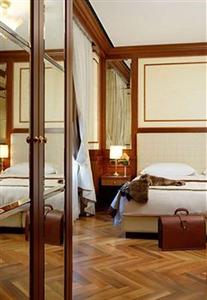 Hotel Manzoni Milan Via Santo Spirito 20