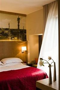 Starhotels Tourist Milan Viale Fulvio Testi, 300