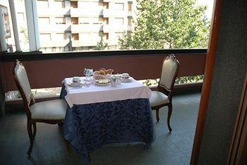 Admiral Hotel Milan Via Domodossola 16