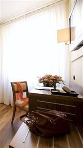 Fenice Hotel Milan Corso Buenos Aires 2