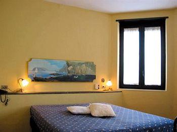 Hotel Villa Medici Naples Via Bagnoli 550