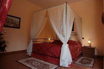 Grand Hotel Capodimonte Naples Via Capodimonte 3