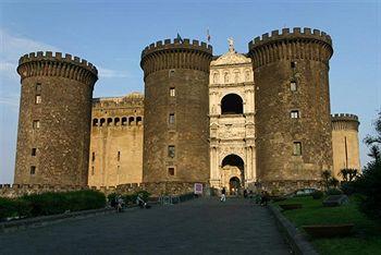 Hotel Prati Naples Via Cesare Rosaroll 4 (angolo Piazza Principe Umberto)