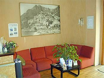 Hotel Prati Naples Via Cesare Rosaroll 4 (angolo Piazza Principe Umberto)