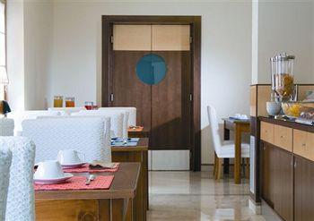 Suites & Residence Hotel Pozzuoli Via Antiniana 19