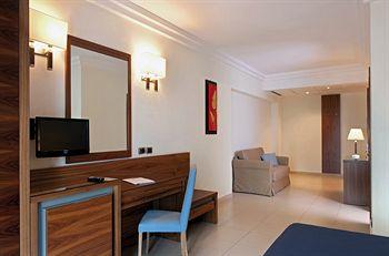 Suites & Residence Hotel Pozzuoli Via Antiniana 19