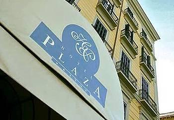 Best Western Hotel Plaza Naples Piazza Principe Umberto I, 23