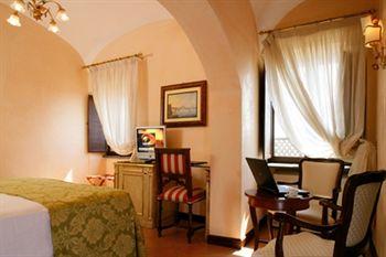 San Francesco Al Monte Hotel Naples Corso Vittorio Emanuele 328