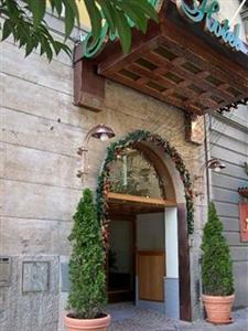 Hotel Eden Naples Corso Novara 9