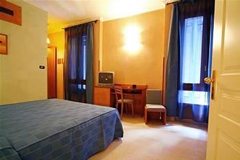 Hotel Eden Naples Corso Novara 9