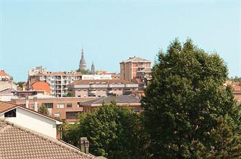 Hotel La Bussola Novara Via Boggiani, 54