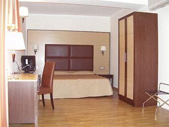 Centrale Hotel Olbia Corso Umberto, 85