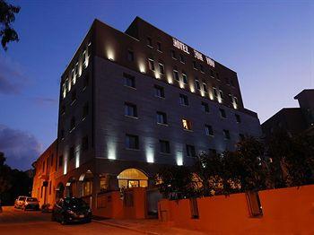 Hotel For You Via Acquedotto Romano, 9