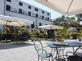 Hotel Villa D'Amato Via Messina Marine 178/180