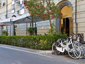 Palazzo Guiscardo Hotel Pietrasanta Via Provinciale 16