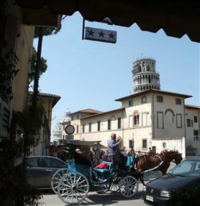 Villa Kinzica Hotel Pisa Piazza Arcivescovado 2