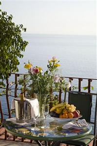 Eden Roc Suites Positano Via Guglielmo Marconi 110