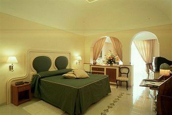 Eden Roc Suites Positano Via Guglielmo Marconi 110