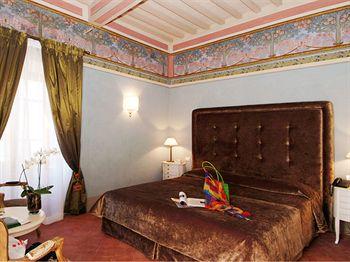 Palazzo San Niccolo Hotel Radda in Chianti Via Roma 16