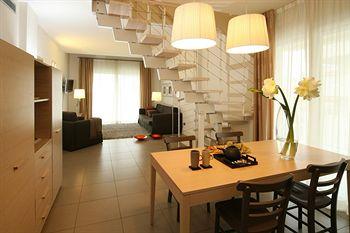 Le Rose Suite Hotel Rimini Viale Regina Elena 46