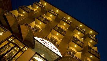 Hotel King Rimini Viale Vespucci 139