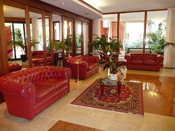 Suite Hotel Parioli Rimini Viale Vittorio Veneto 14