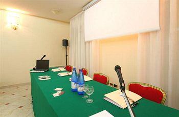 Hotel Litoraneo Rimini Viale Regina Elena 22